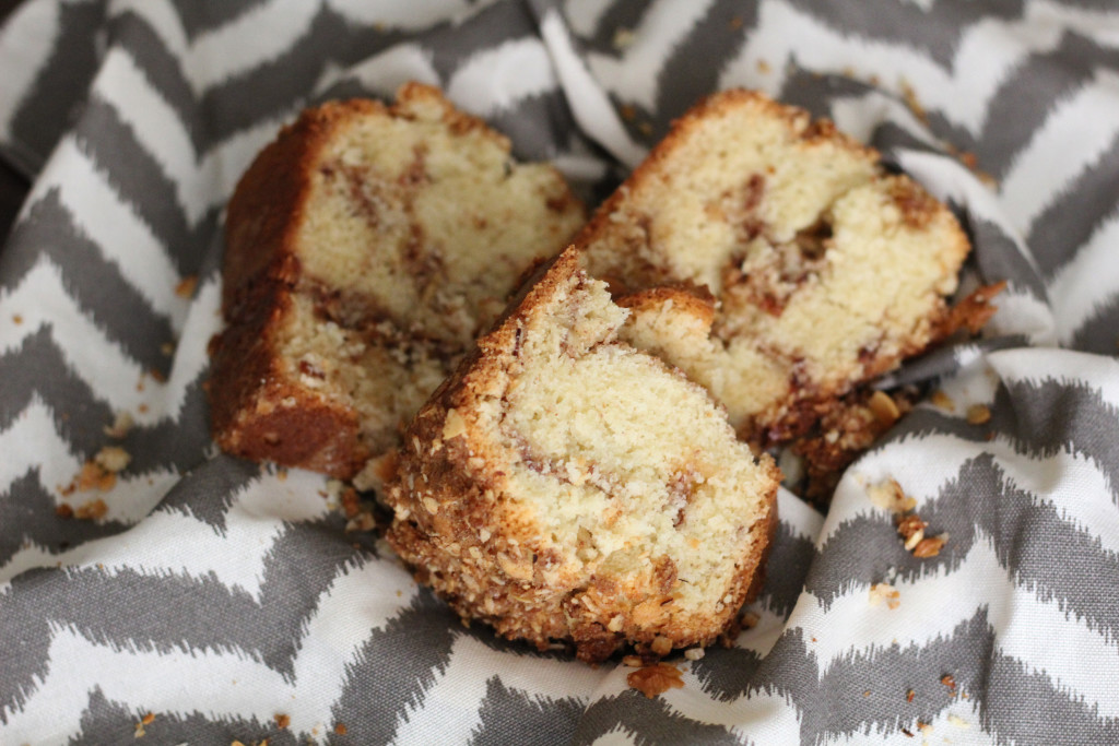 sour cream coffee cake