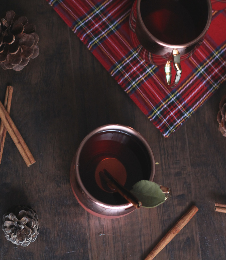 Hot Christmas Punch Drink